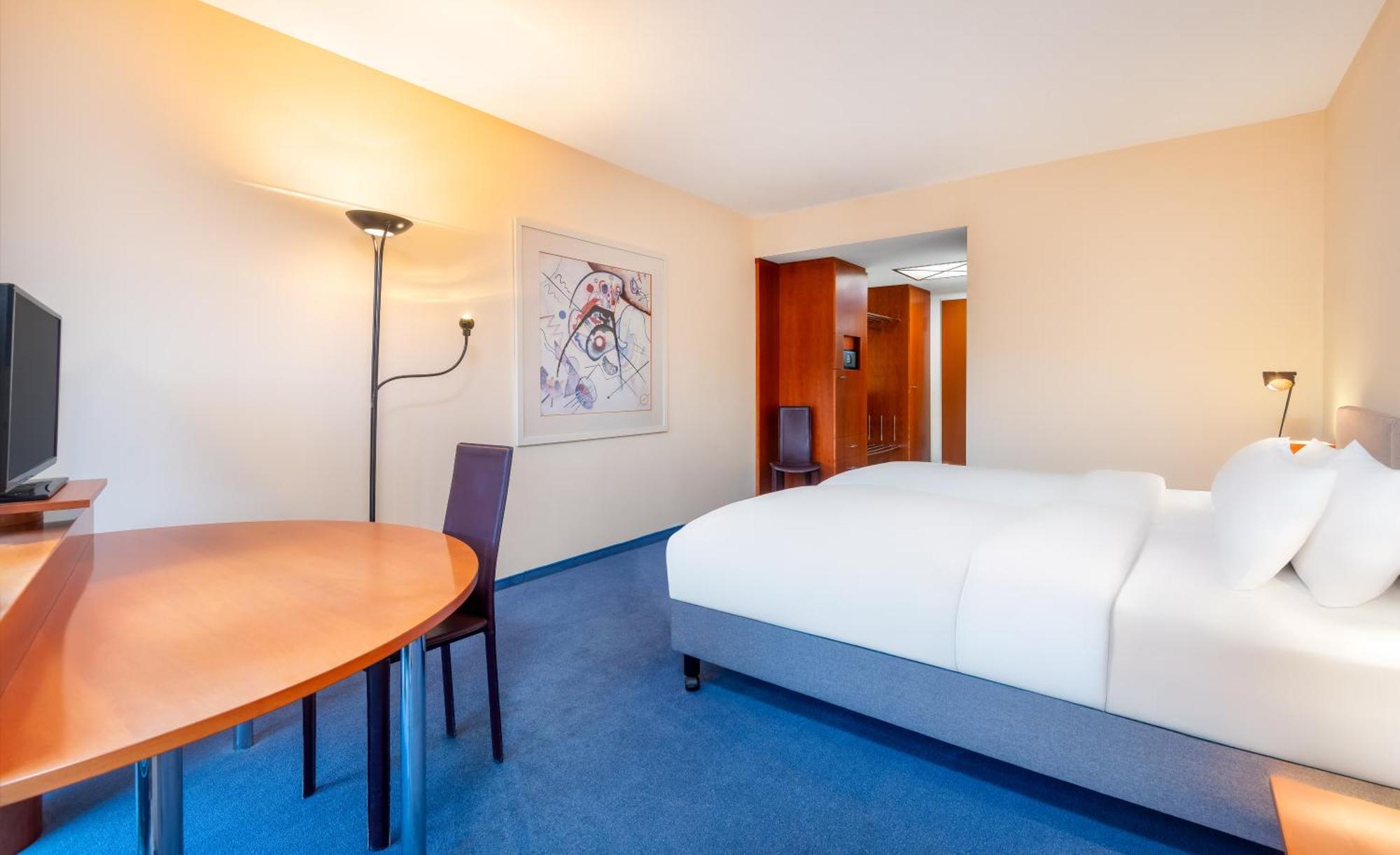Radisson Blu Fuerst Leopold Hotel Dessau-Rosslau ภายนอก รูปภาพ